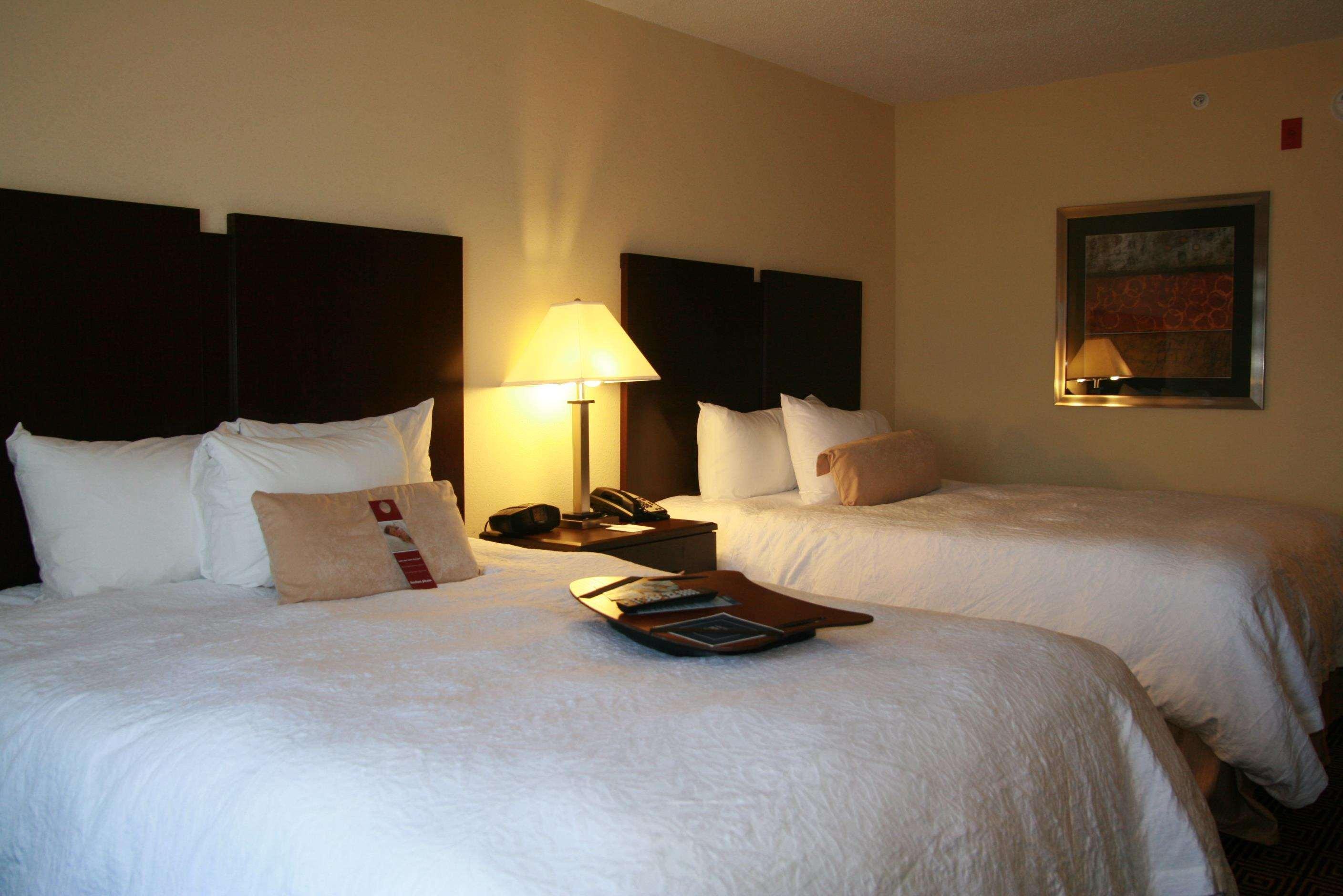 Hampton Inn & Suites Orlando-John Young Parkway/South Park Williamsburg Szoba fotó